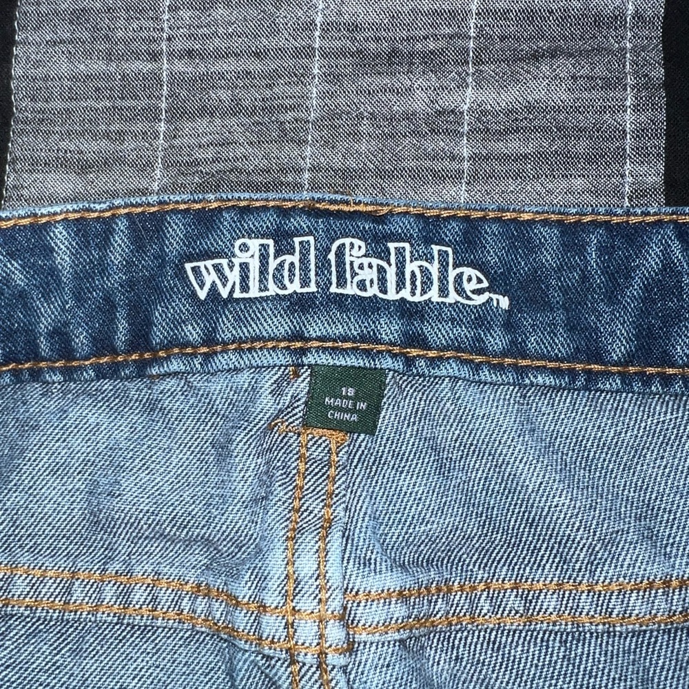 Wild Fable High Rise Shorts - Picture 4 of 5
